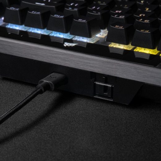 Corsair K70 PRO RGB Teclado Mecánico Gaming Switch Óptico-Mecánico Corsair OPX Negro - Imagen 8